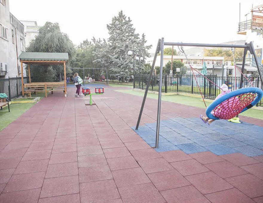 ΠΑΙΔΙΚΗ ΧΑΡΑ ΚΟΡΥΤΣΑΣ (ΚΟΛΥΜΒΗΤΗΡΙΟ)3