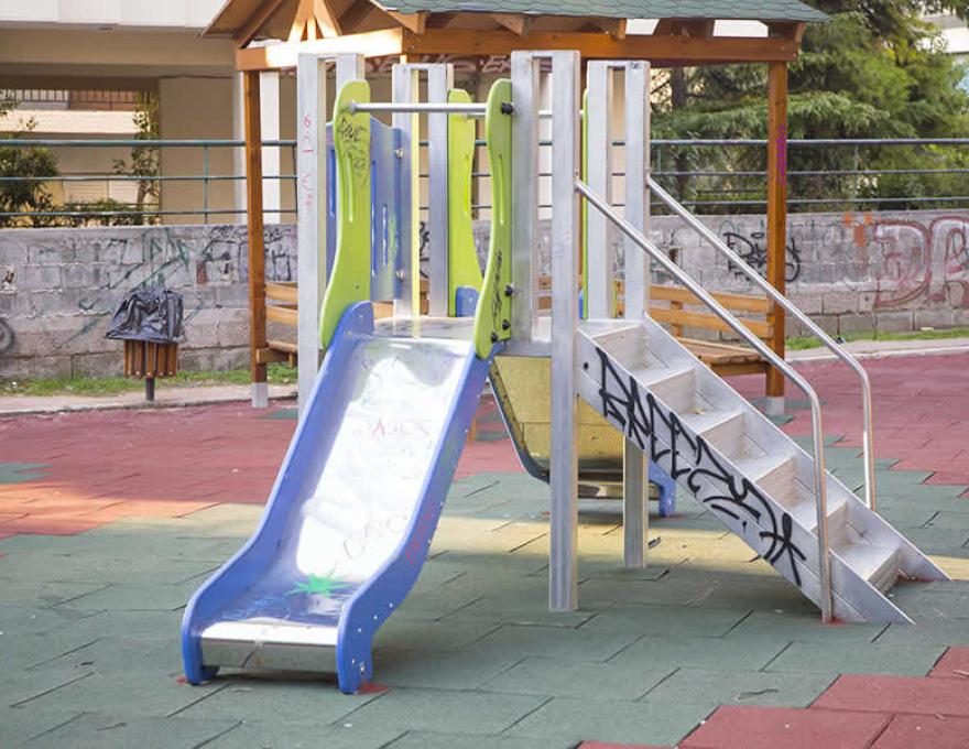 ΠΑΙΔΙΚΗ ΧΑΡΑ ΠΛΑΤΕΙΑΣ ΕΛΕΥΘΕΡΙΑΣ1