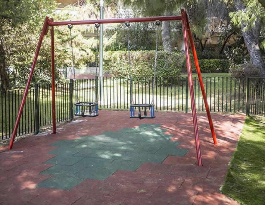 ΠΑΙΔΙΚΗ ΧΑΡΑ ΠΛΑΤΕΙΑΣ ΠΡΩΤΟΜΑΓΙΑΣ2