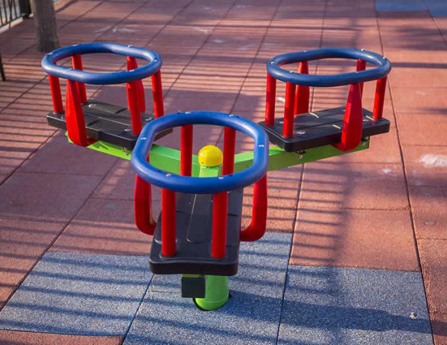 ΠΑΙΔΙΚΗ ΧΑΡΑ ΠΛΑΤΕΙΑΣ ΣΚΑΜΠΑ2