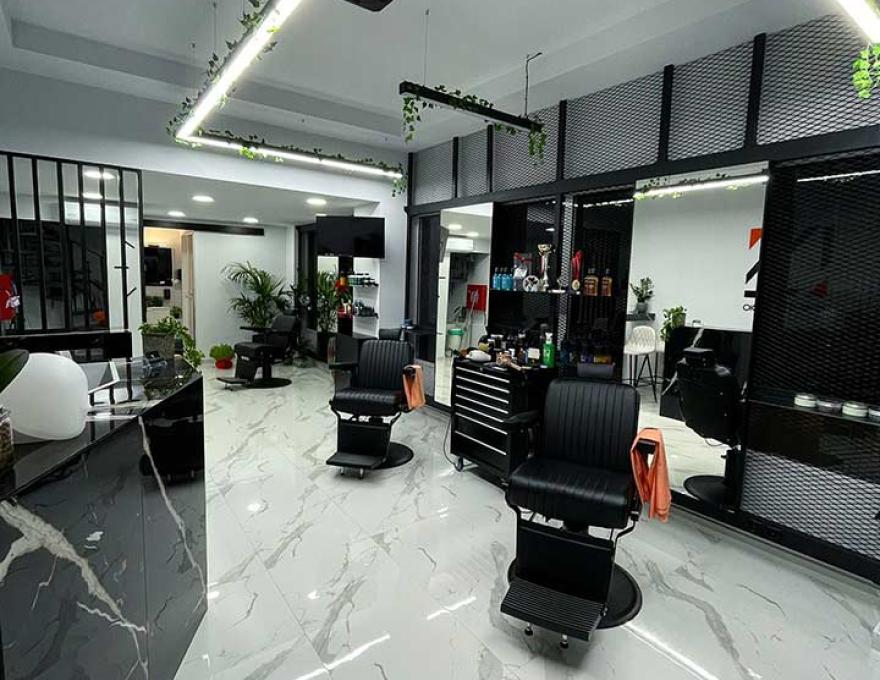 LIOKAFTOS HAIR STUDIO3